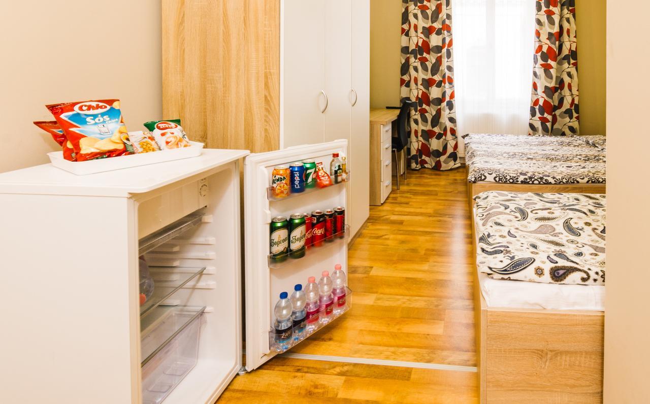 Centric Lifestyle Apartments Budapest Esterno foto